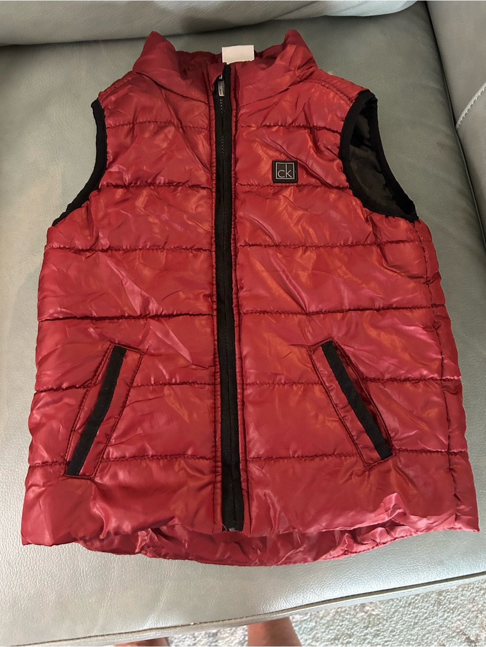 Calvin Klein Jeans Burgundy Quilted Puffer Vest
